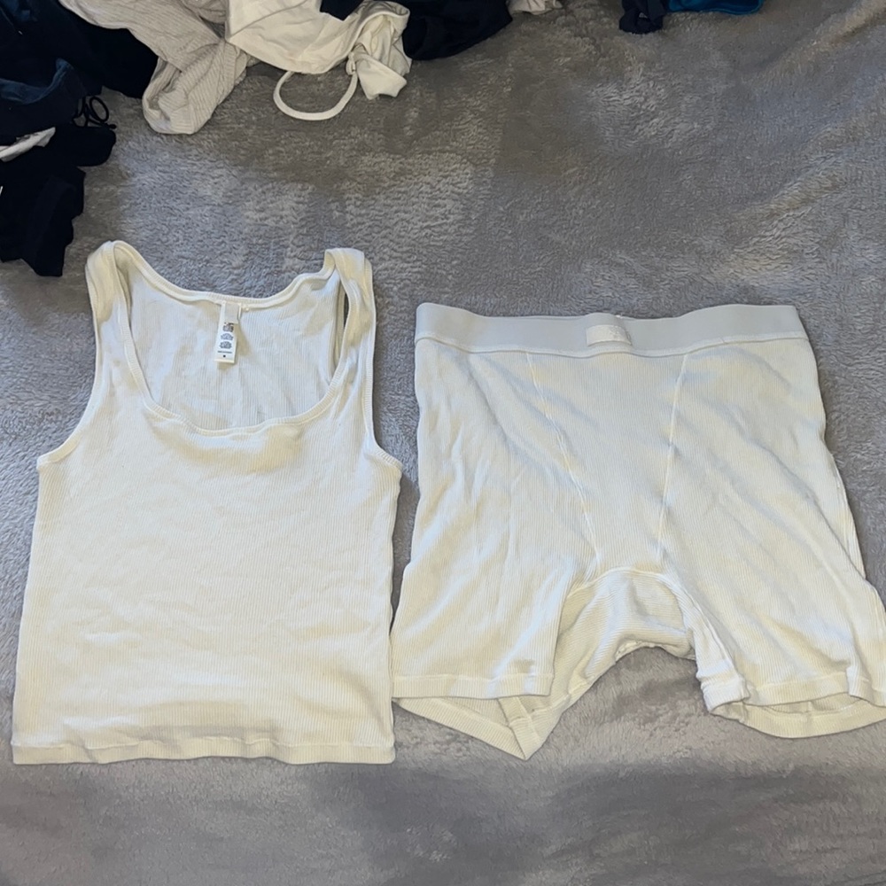 Skims size medium.